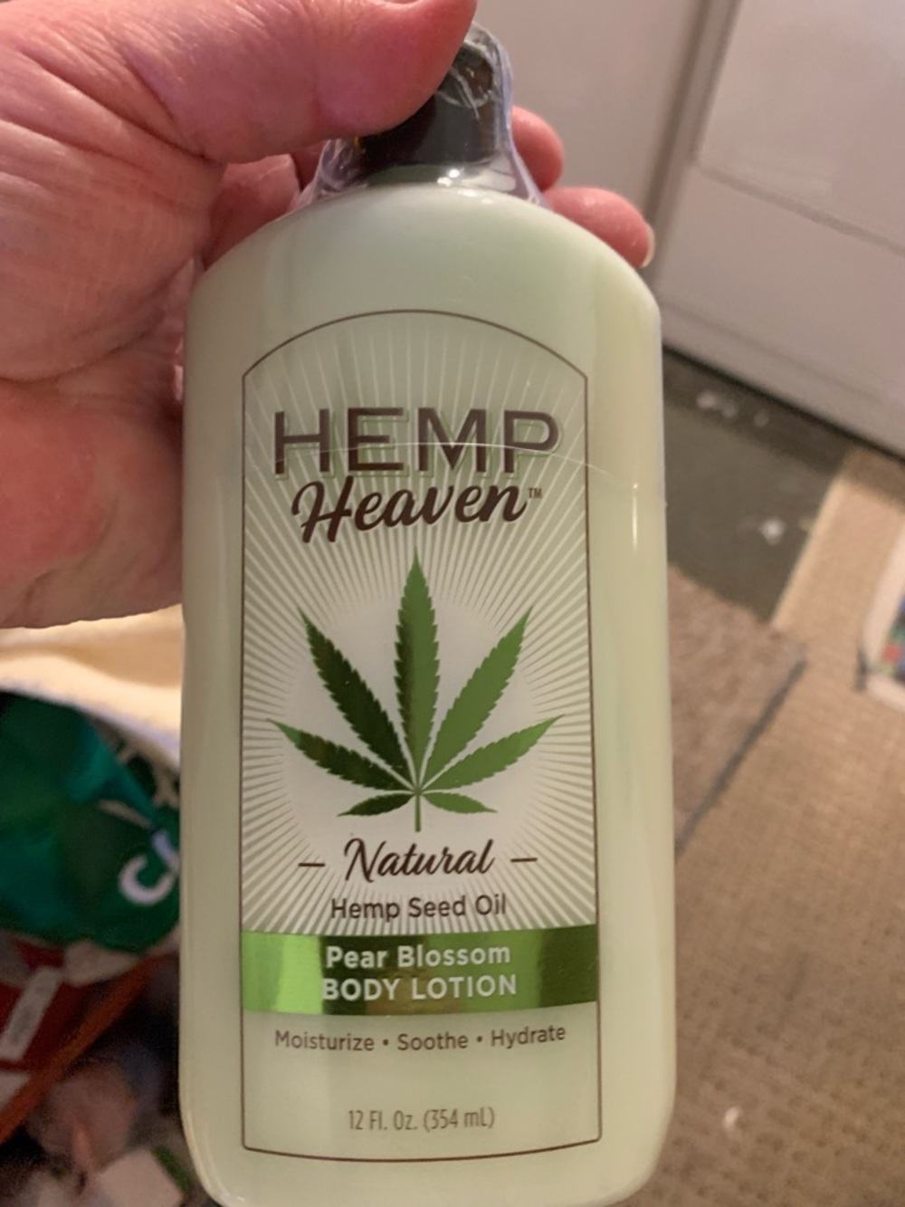 Hempz Pear Blossom Body Lotion – Pale Green
